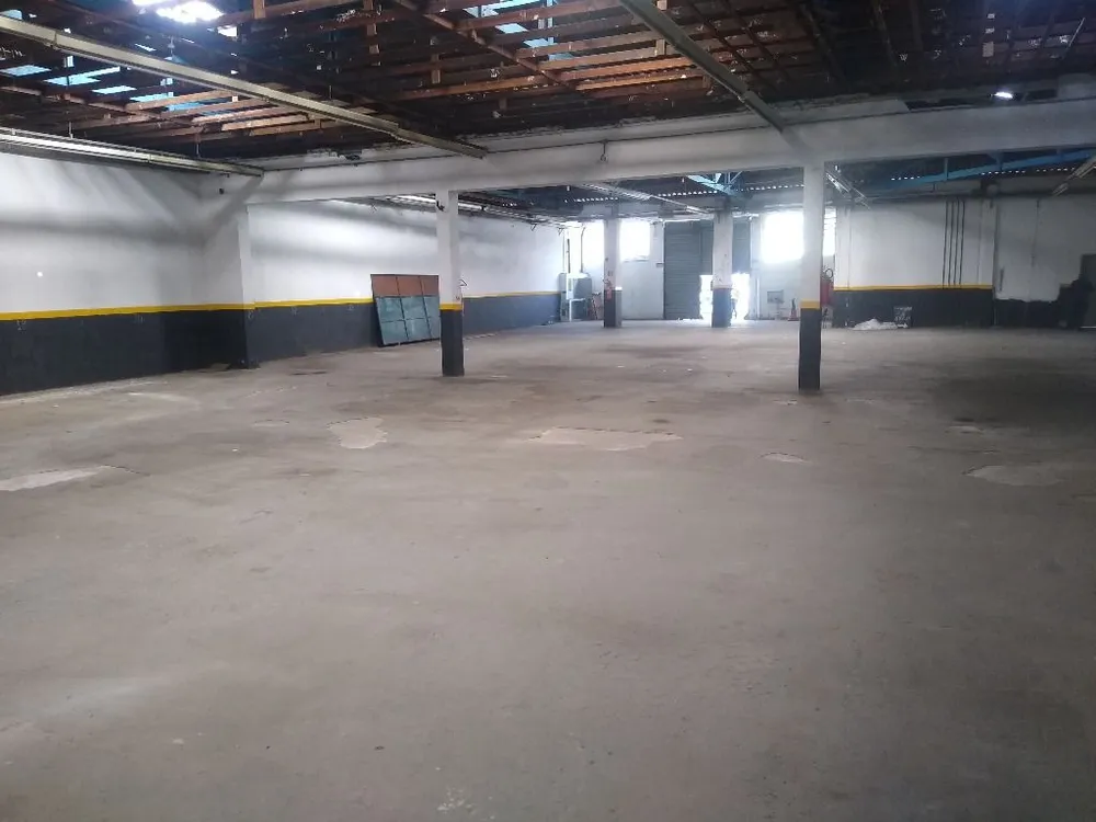 Loja-Salão, 1310 m² - Foto 1