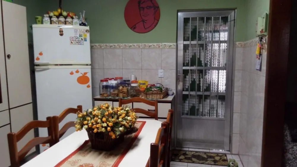 Sobrado, 2 quartos, 275 m² - Foto 2