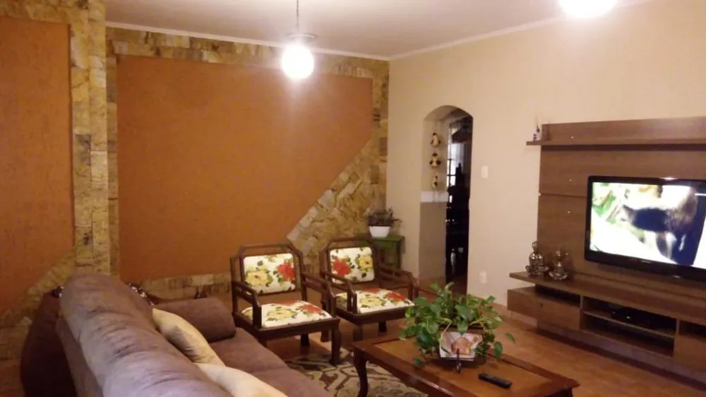 Sobrado, 2 quartos, 275 m² - Foto 1