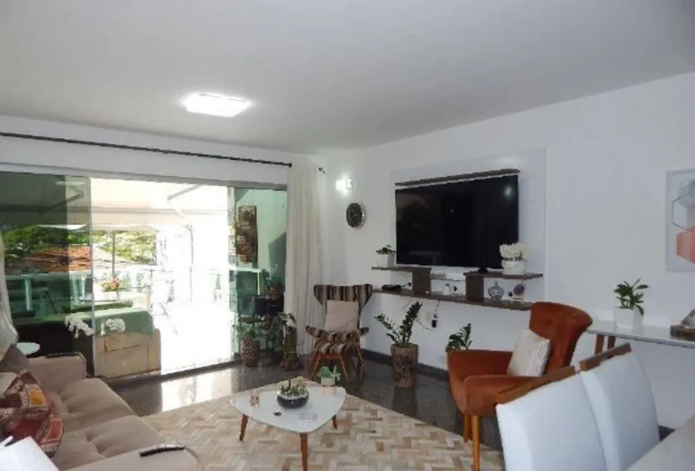 Sobrado, 3 quartos, 285 m² - Foto 2