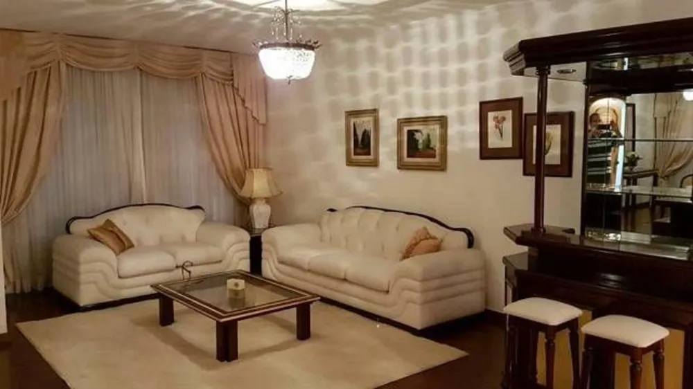 Sobrado, 4 quartos, 550 m² - Foto 1