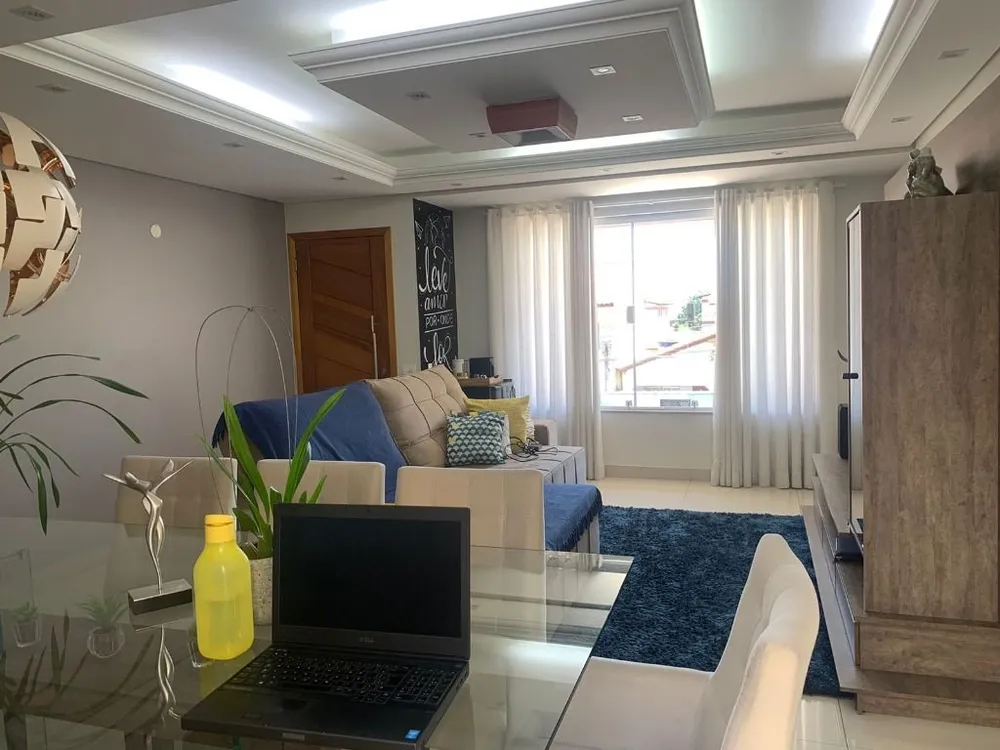 Sobrado, 3 quartos, 194 m² - Foto 2