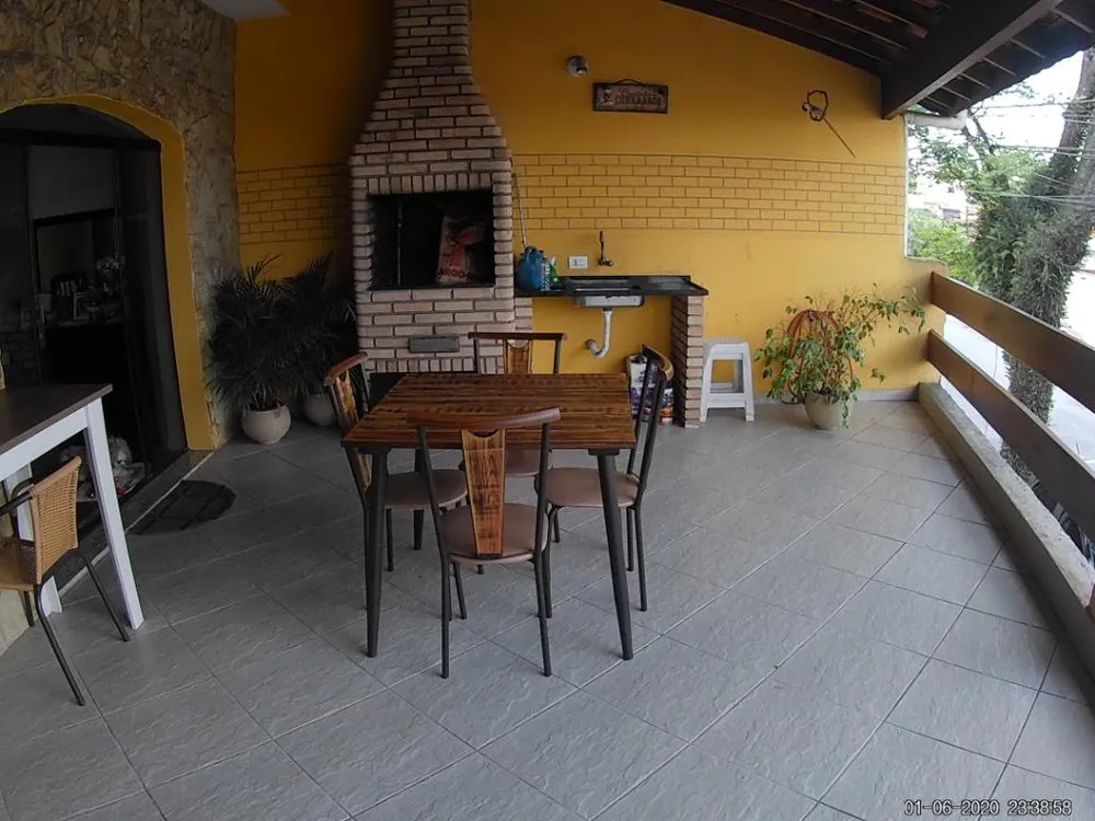 Sobrado, 3 quartos, 242 m² - Foto 1