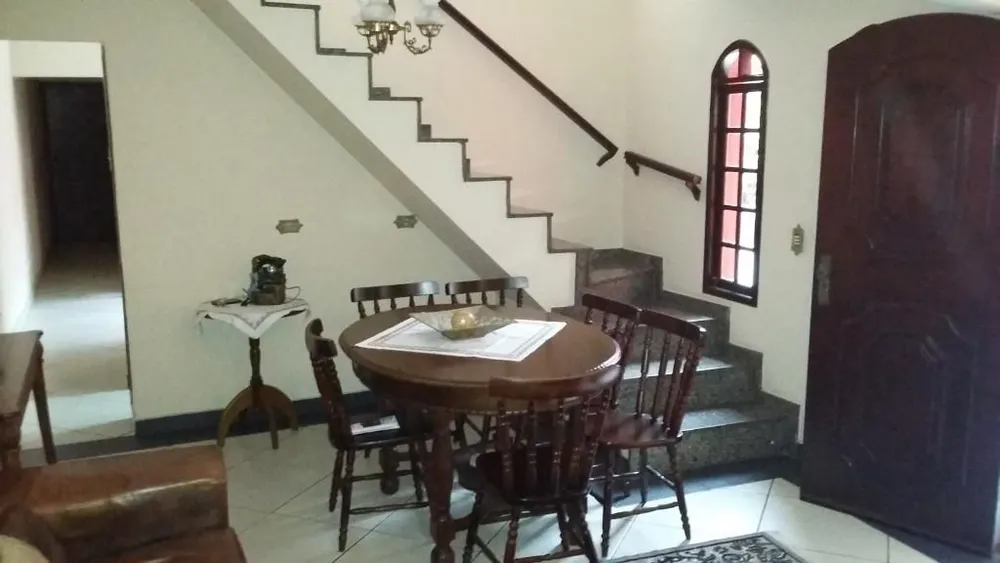 Sobrado, 5 quartos, 246 m² - Foto 2