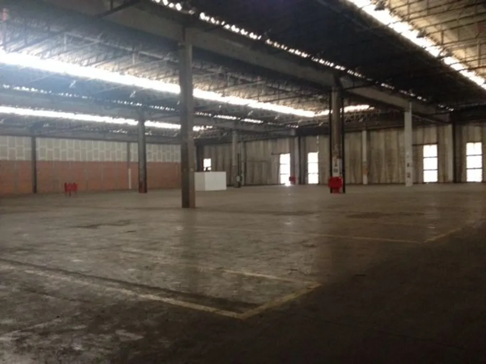 Depósito-Galpão, 23000 m² - Foto 1