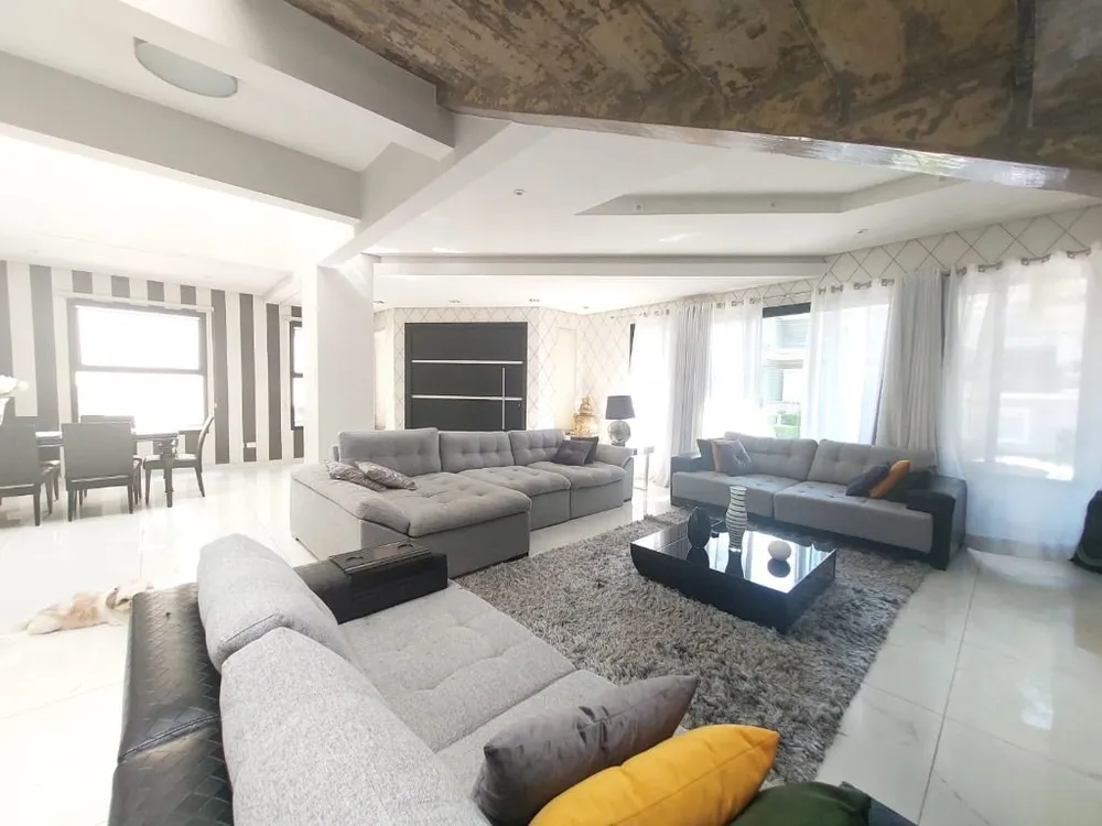 Sobrado, 3 quartos, 550 m² - Foto 1