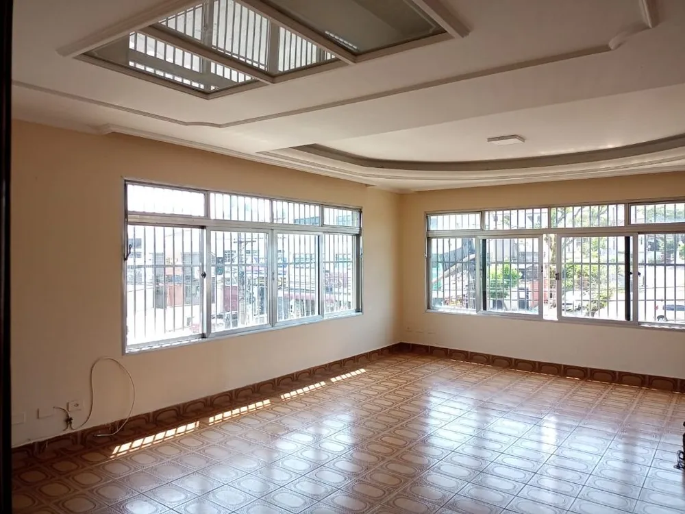 Casa, 3 quartos, 216 m² - Foto 3