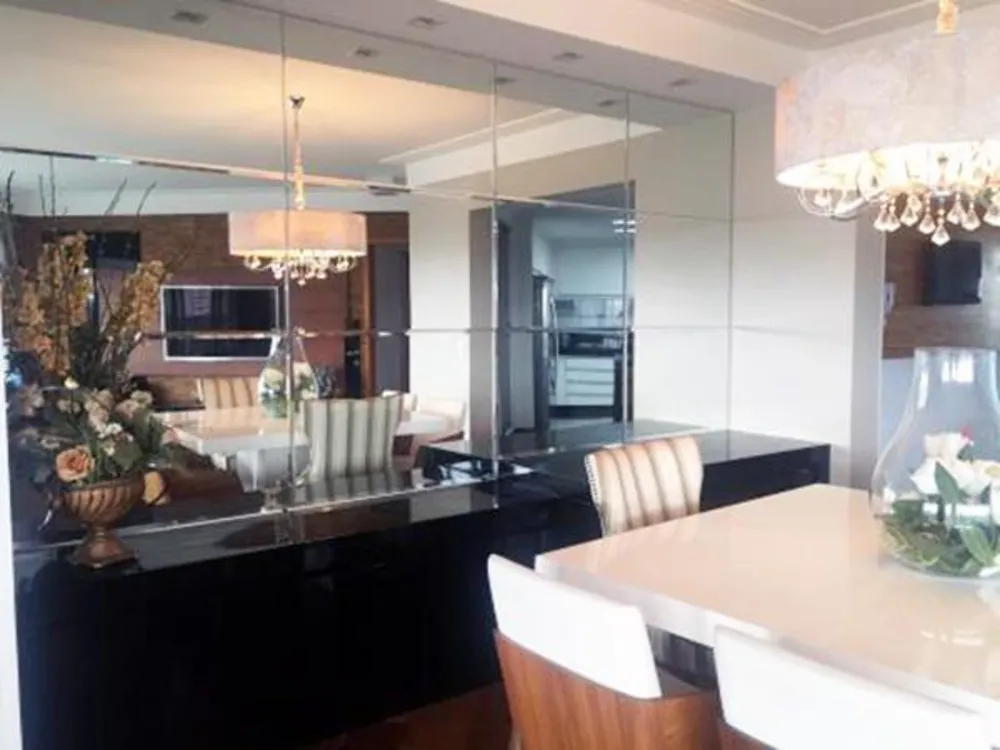 Apartamento, 3 quartos, 212 m² - Foto 2