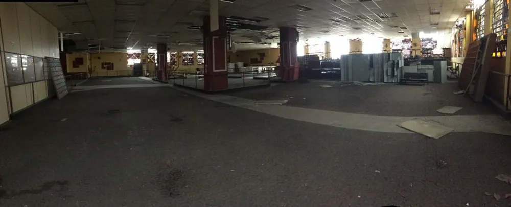 Loja-Salão, 1300 m² - Foto 1