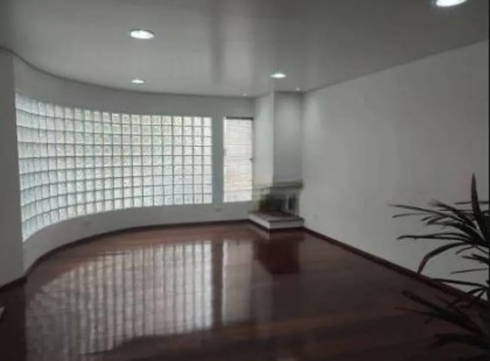 Sobrado, 5 quartos, 351 m² - Foto 2