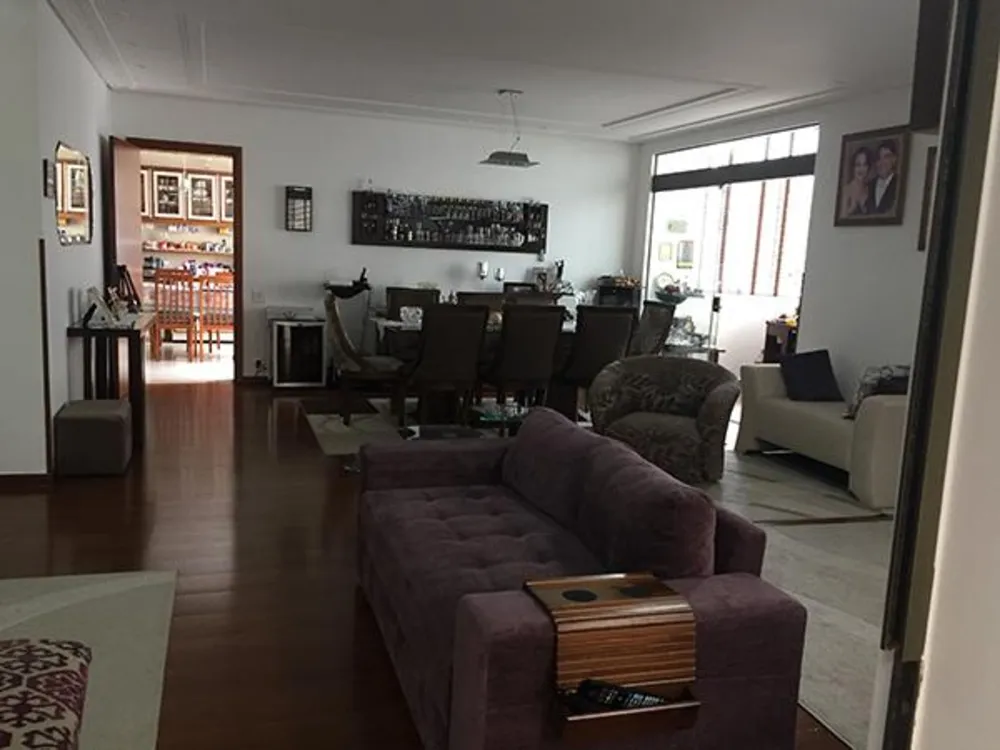 Apartamento, 4 quartos, 220 m² - Foto 1