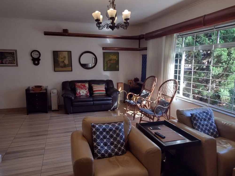 Casa, 3 quartos, 229 m² - Foto 2