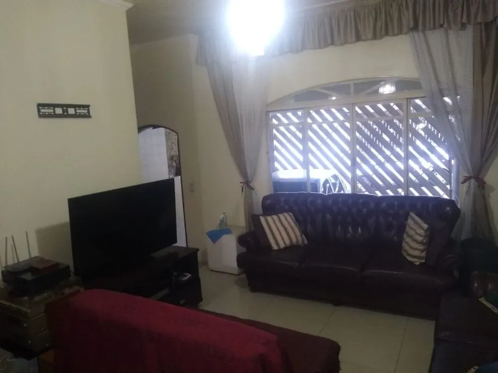 Casa, 5 quartos, 165 m² - Foto 1