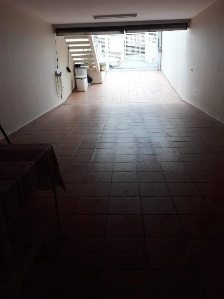Sobrado, 3 quartos, 228 m² - Foto 2