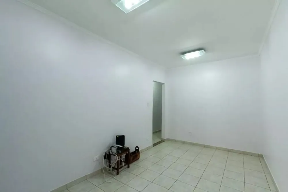 Casa, 3 quartos, 232 m² - Foto 3