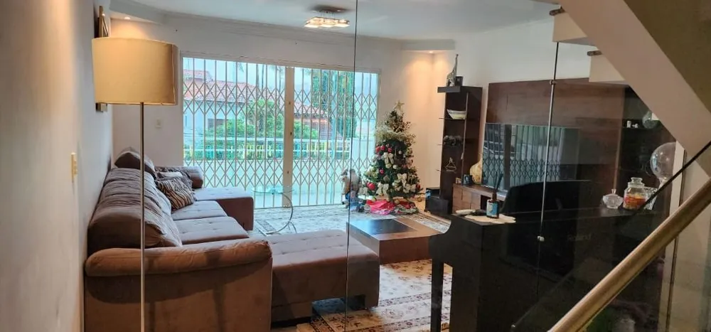 Sobrado, 4 quartos, 218 m² - Foto 2