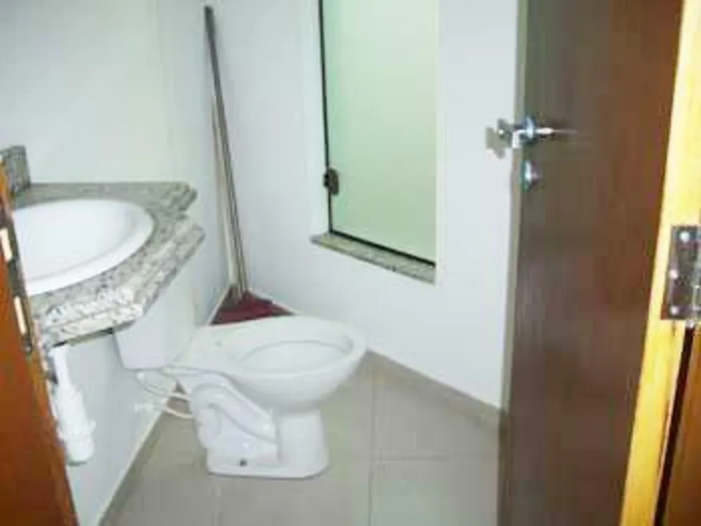 Sobrado, 3 quartos, 192 m² - Foto 2