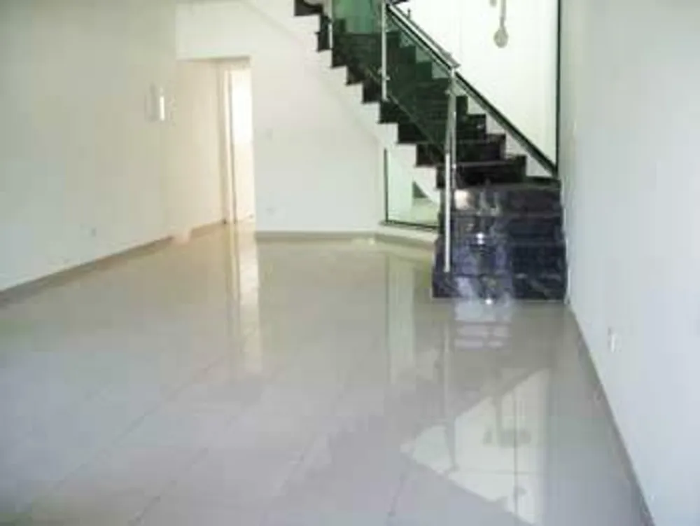 Sobrado, 3 quartos, 192 m² - Foto 1