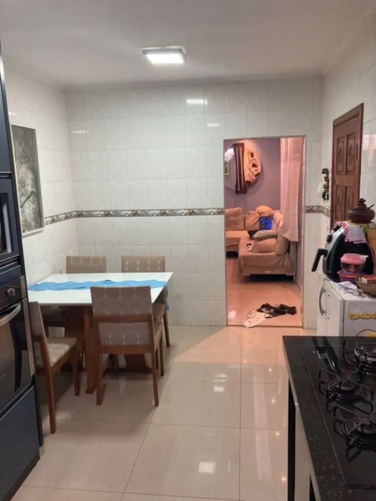 Casa, 2 quartos, 188 m² - Foto 4