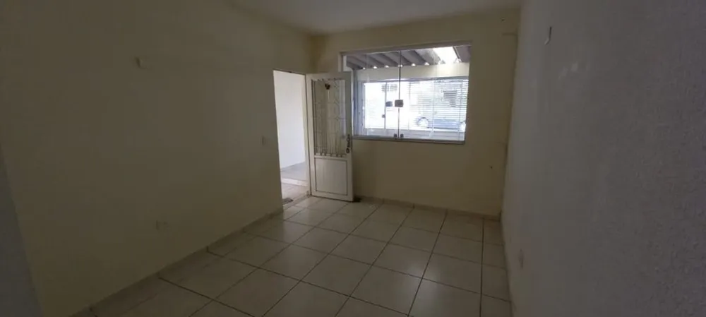Casa, 3 quartos, 189 m² - Foto 2