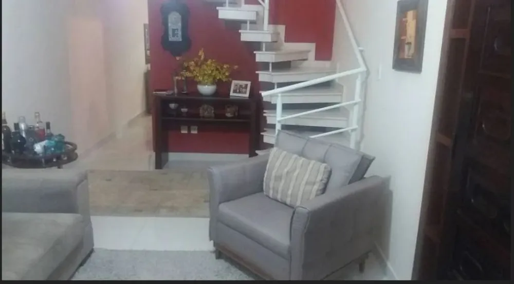 Sobrado, 3 quartos, 180 m² - Foto 2