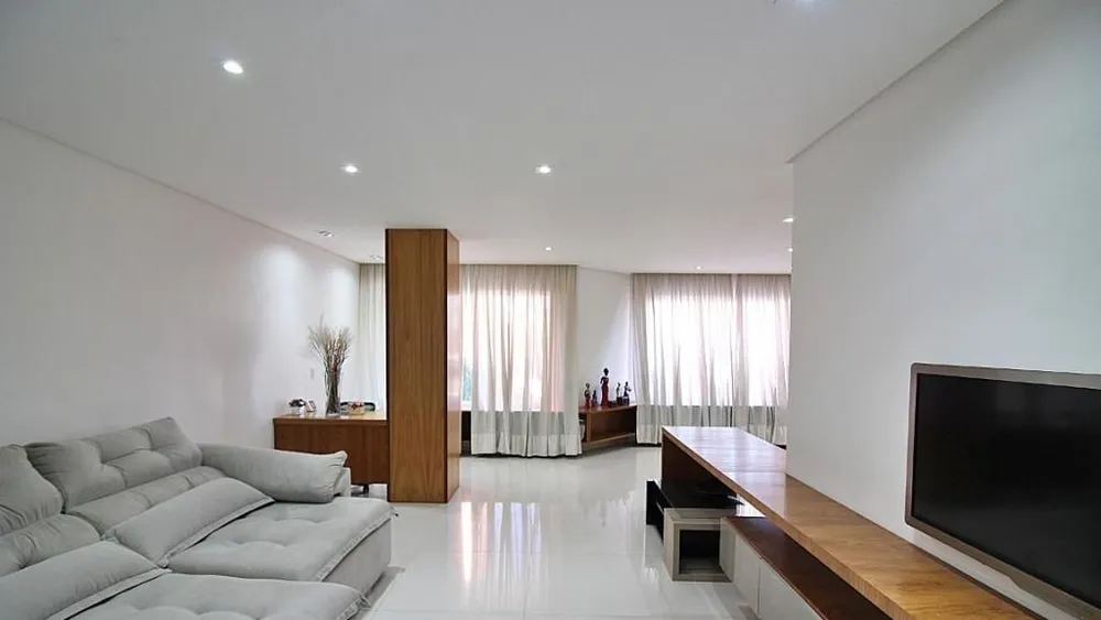 Sobrado, 4 quartos, 340 m² - Foto 1