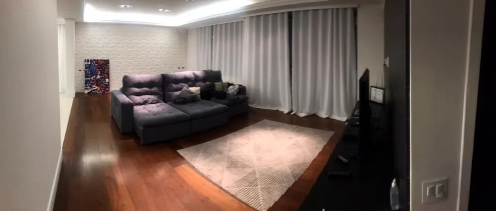 Apartamento, 3 quartos, 230 m² - Foto 1