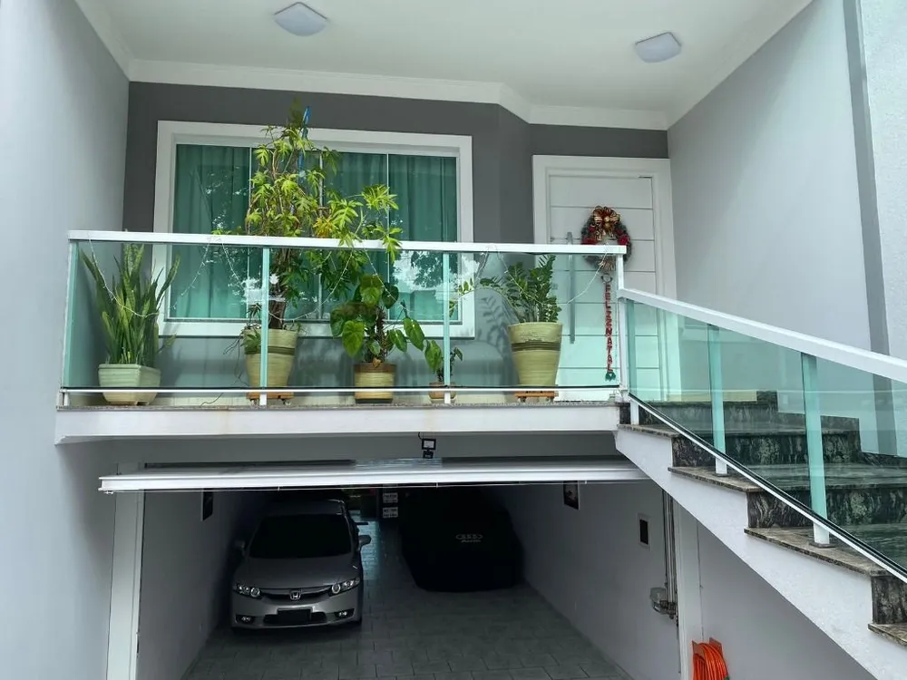 Sobrado, 3 quartos, 319 m² - Foto 2