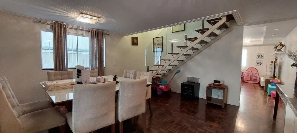 Sobrado, 3 quartos, 230 m² - Foto 2