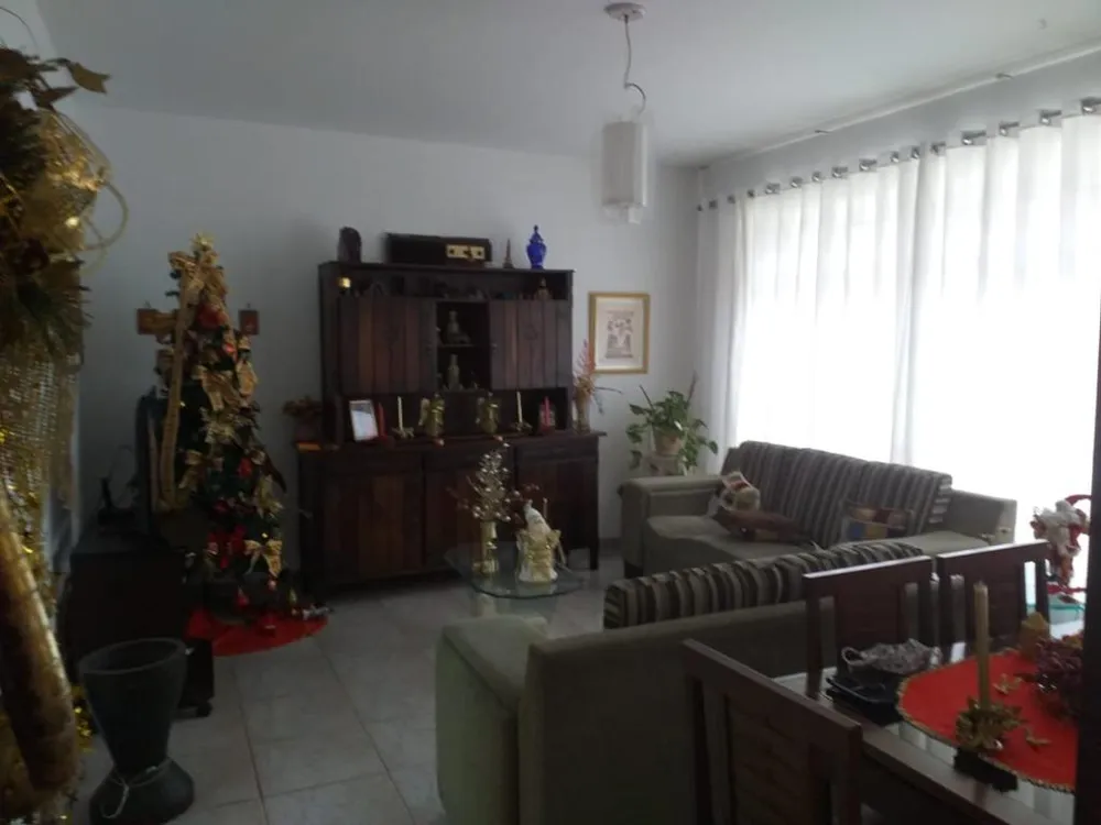 Casa, 3 quartos, 157 m² - Foto 1