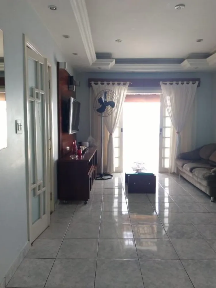 Casa, 3 quartos, 312 m² - Foto 2