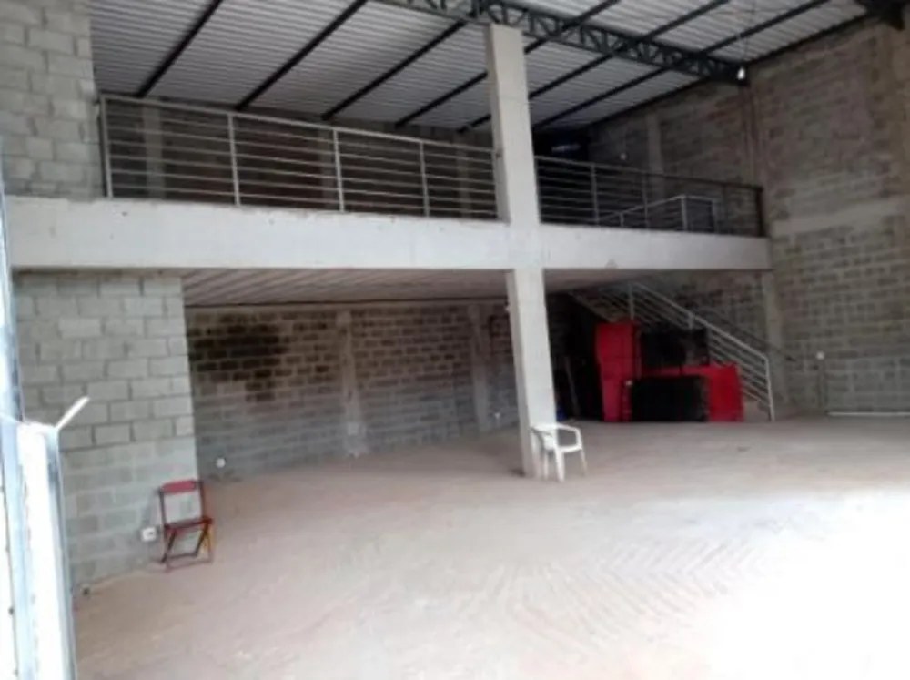 Loja-Salão, 261 m² - Foto 1