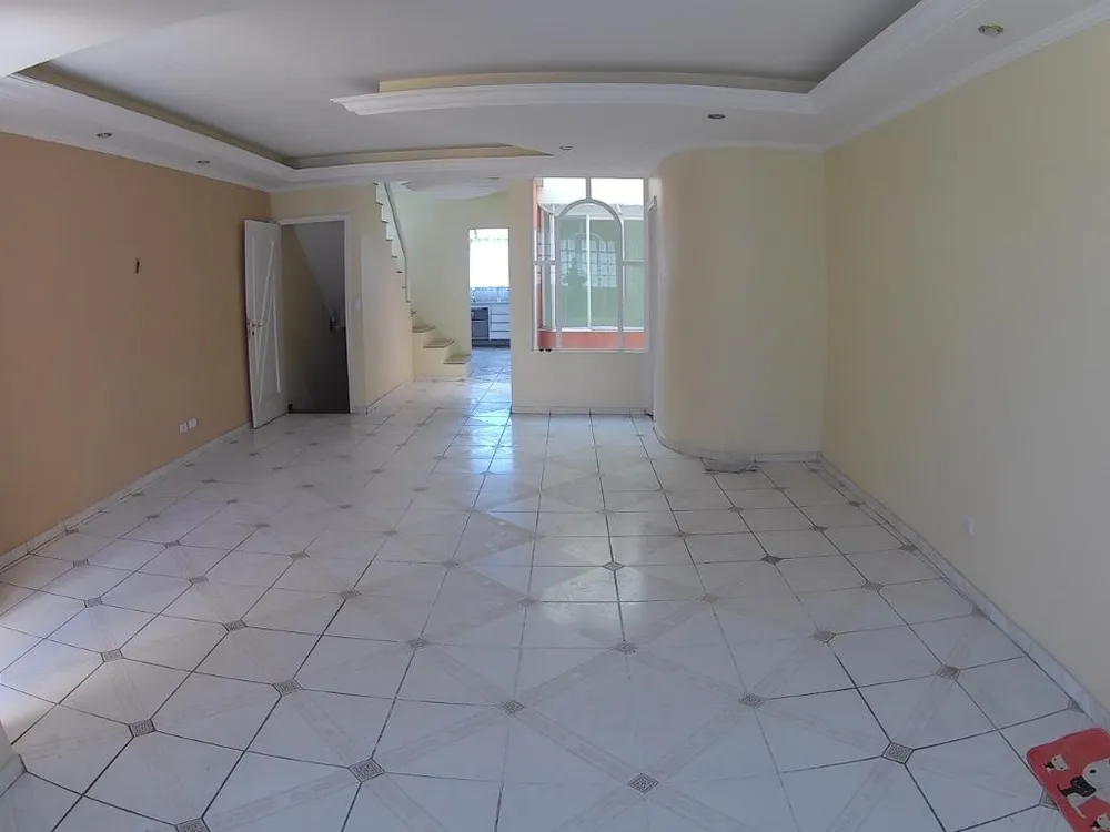 Sobrado, 3 quartos, 240 m² - Foto 2