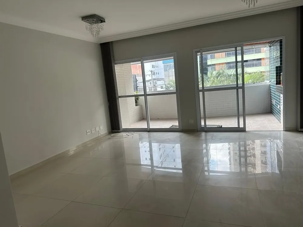 Apartamento, 3 quartos, 130 m² - Foto 1