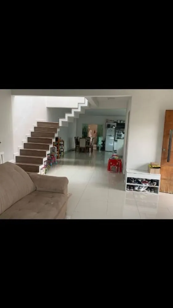 Sobrado, 3 quartos, 403 m² - Foto 2