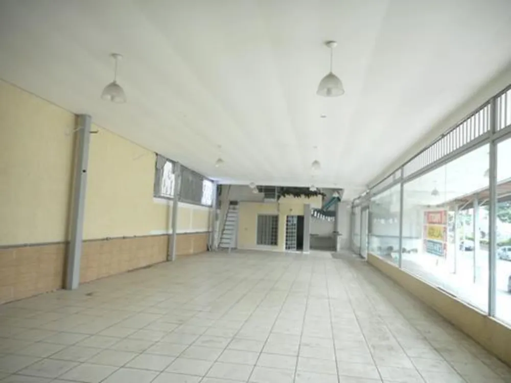 Loja-Salão, 420 m² - Foto 1