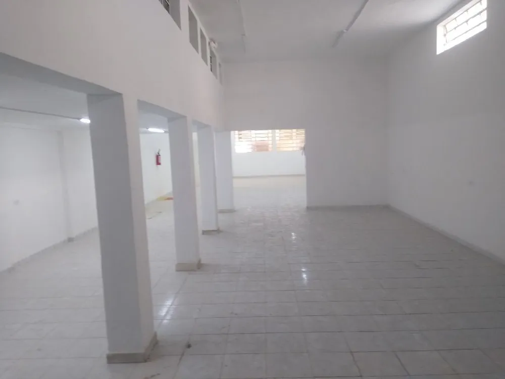 Loja-Salão, 300 m² - Foto 2