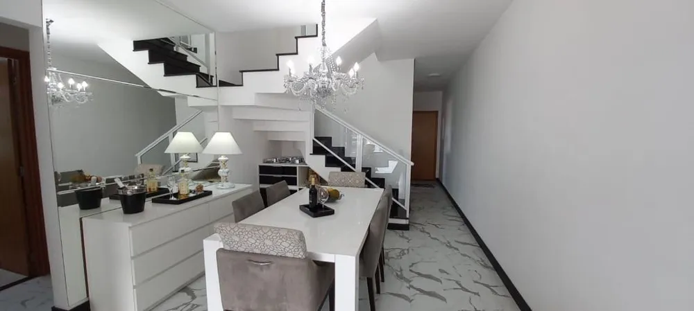 Cobertura, 3 quartos, 198 m² - Foto 4