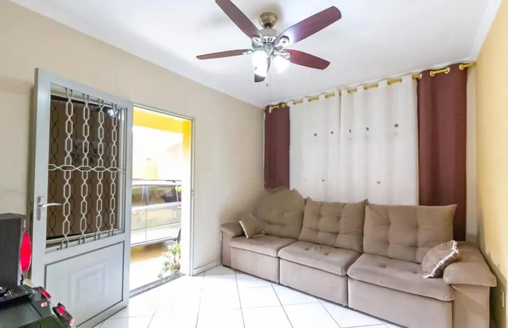 Casa, 3 quartos, 205 m² - Foto 1