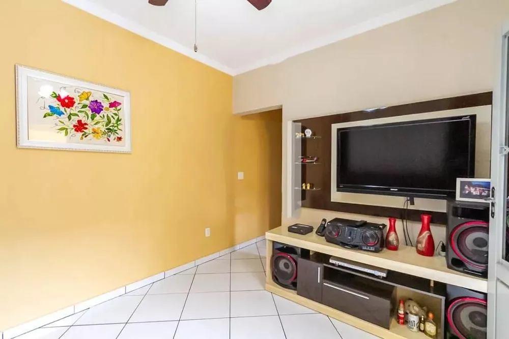 Casa, 3 quartos, 205 m² - Foto 2