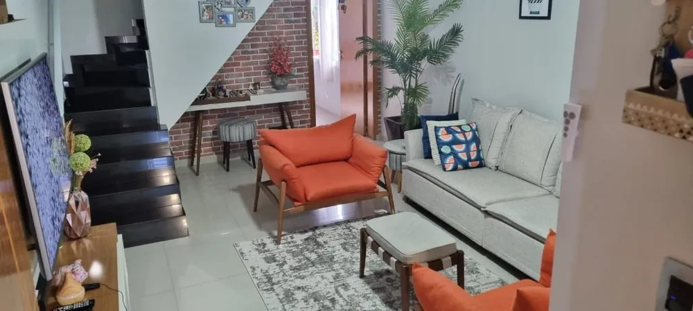 Sobrado, 3 quartos, 169 m² - Foto 1