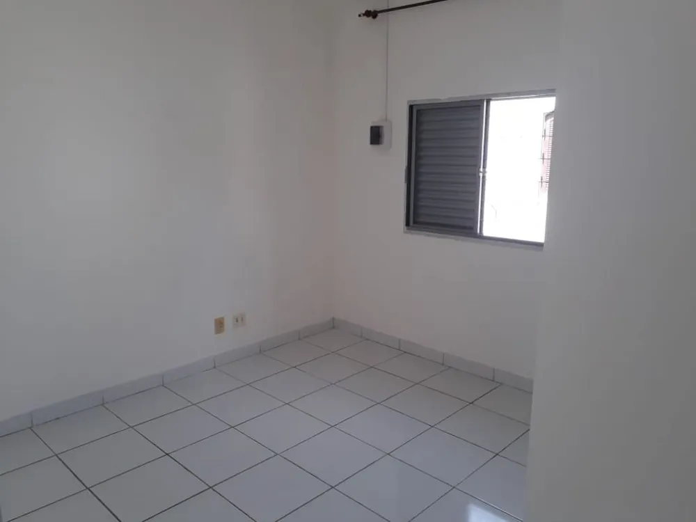 Casa, 1 quarto, 216 m² - Foto 3