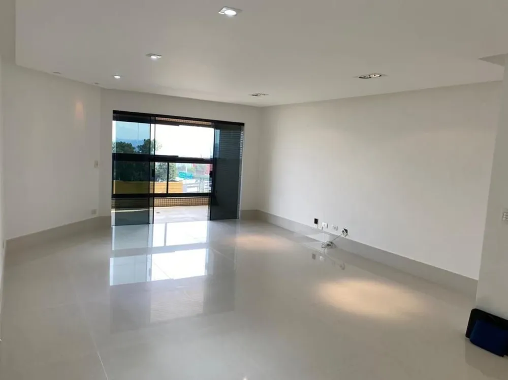 Apartamento, 4 quartos, 210 m² - Foto 1