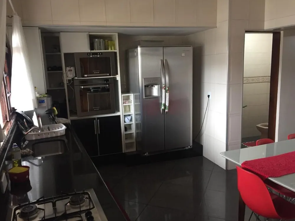 Sobrado, 3 quartos, 241 m² - Foto 4