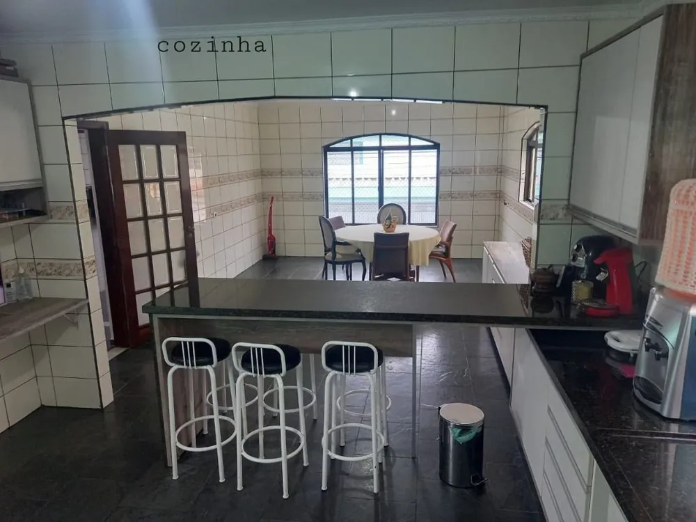 Sobrado, 4 quartos, 445 m² - Foto 4