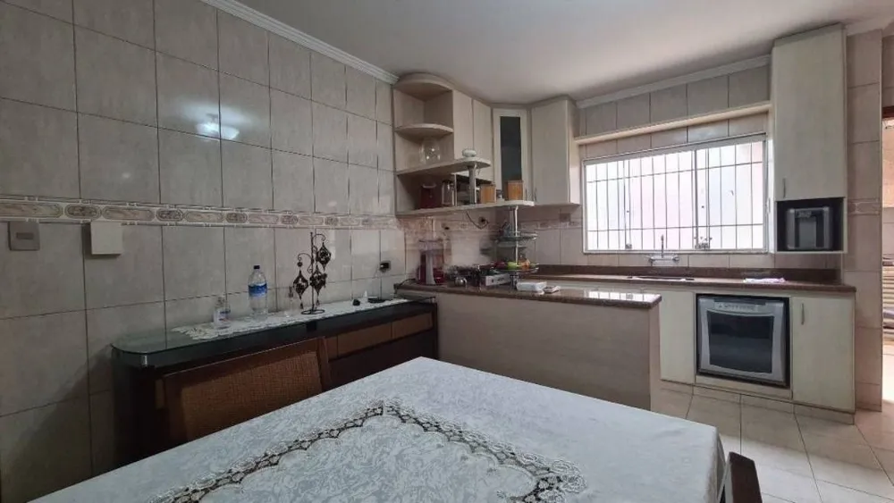 Sobrado, 2 quartos, 307 m² - Foto 4
