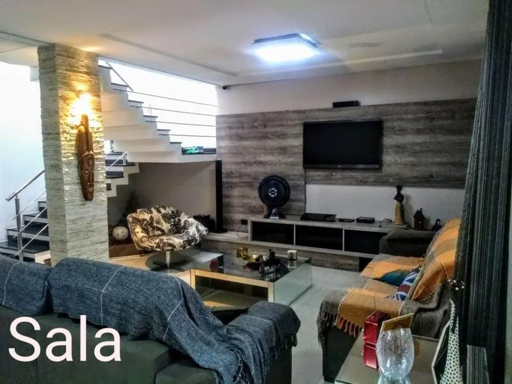Sobrado, 3 quartos, 268 m² - Foto 4