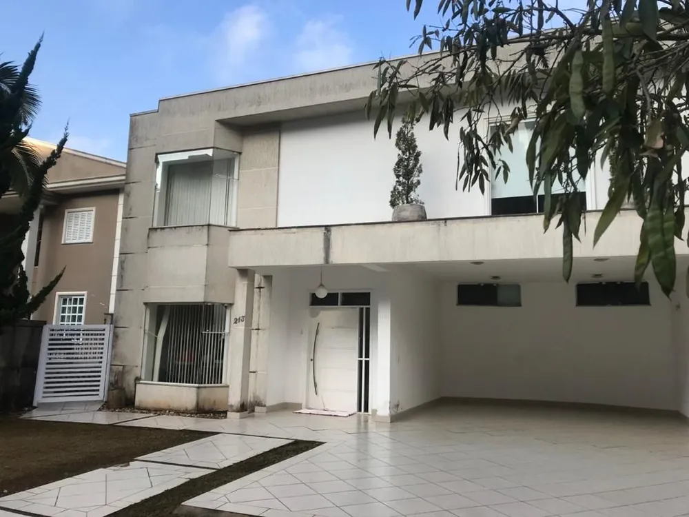 Sobrado, 3 quartos, 400 m² - Foto 1