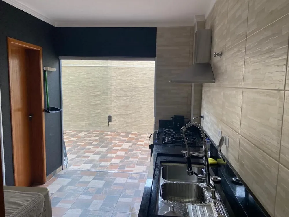 Sobrado, 3 quartos, 219 m² - Foto 3