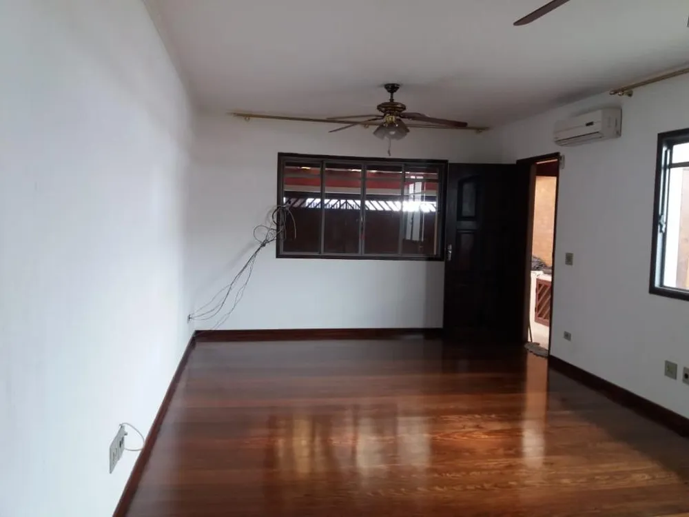 Sobrado, 5 quartos, 228 m² - Foto 2